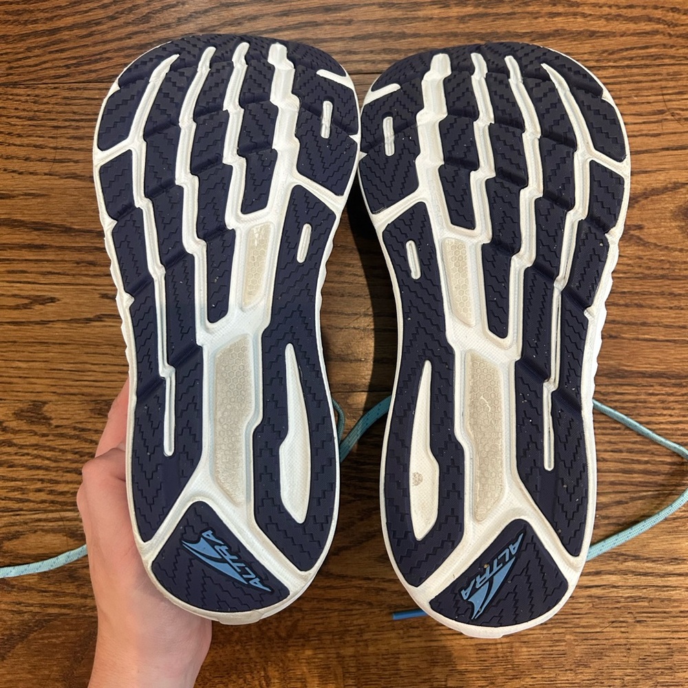 Altra Torin 7 Athletic Shoes - Picture 5 of 6